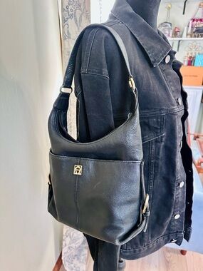 Black Leather Etienne Aigner Shoulder Bag